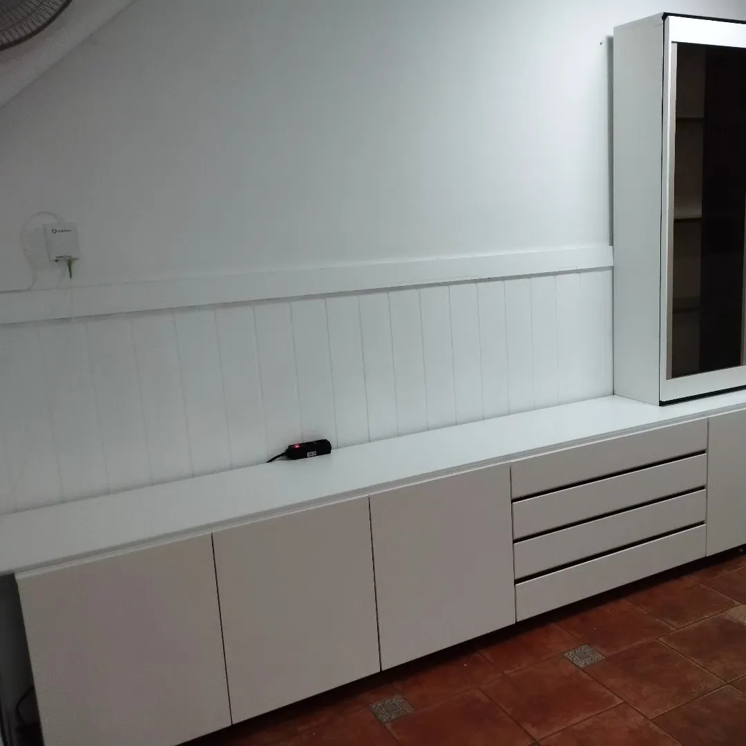 Mueble blanco
